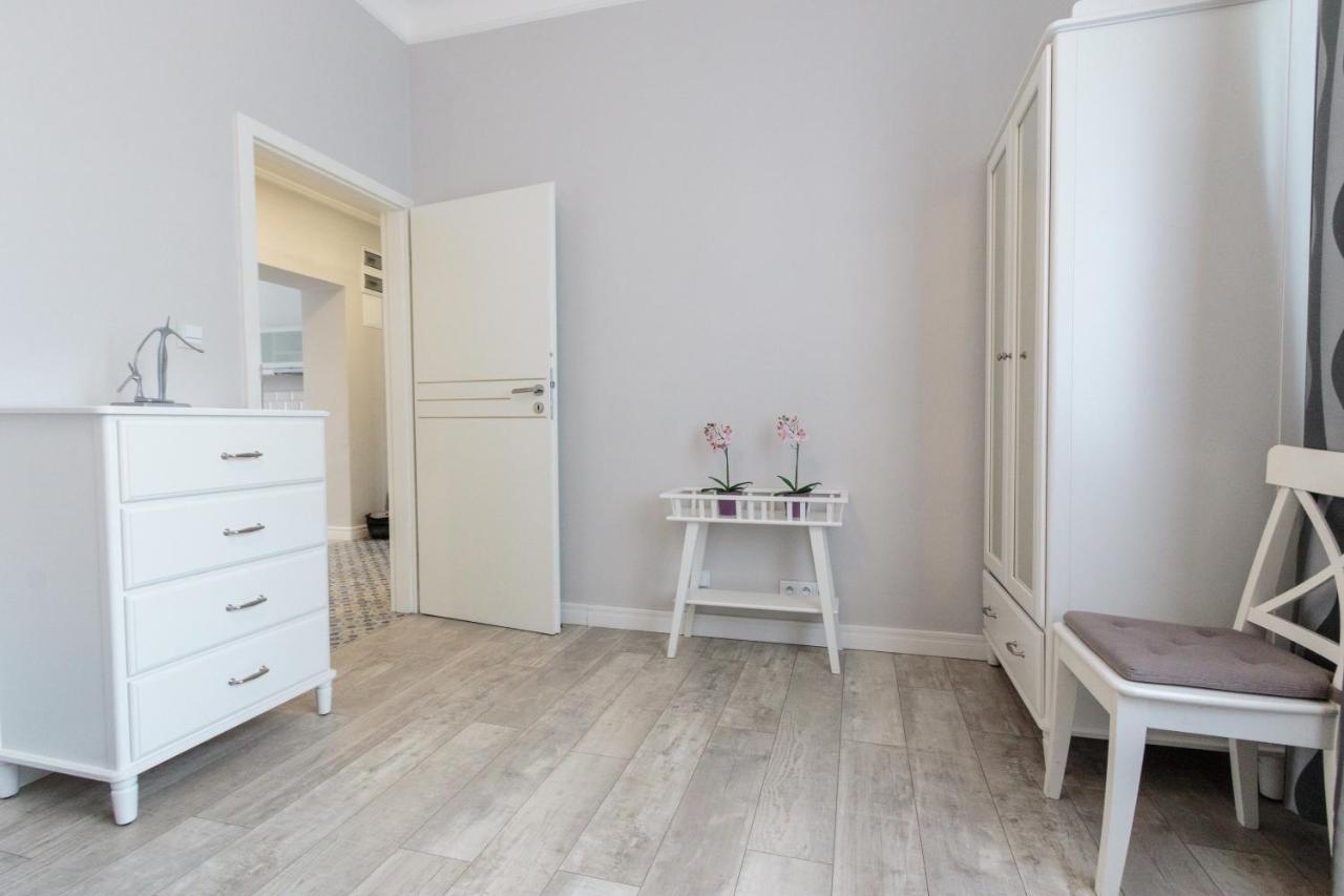 Rental Apartments Krochmalna Varsovie Extérieur photo